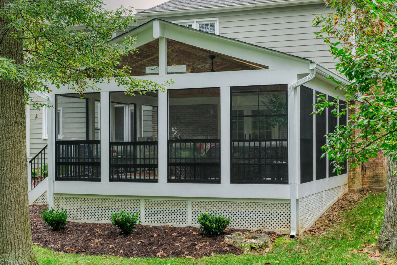 Deck-to-sunroom conversion in Hollywood, FL